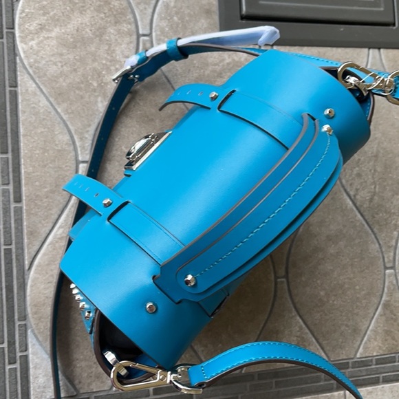 Michael Kors Manhattan Medium School Satchel - Picture 4 of 16